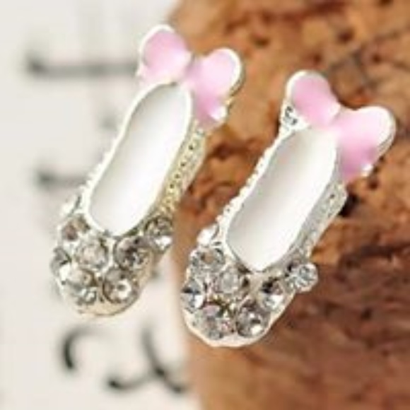 Ballet Shoe Earrings - Picture 1 of 2
